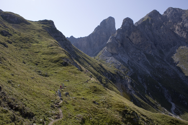 2011-08-24_08-21-56 cadore.jpg - Wanderweg 436 zum Forc. de Col Piombin